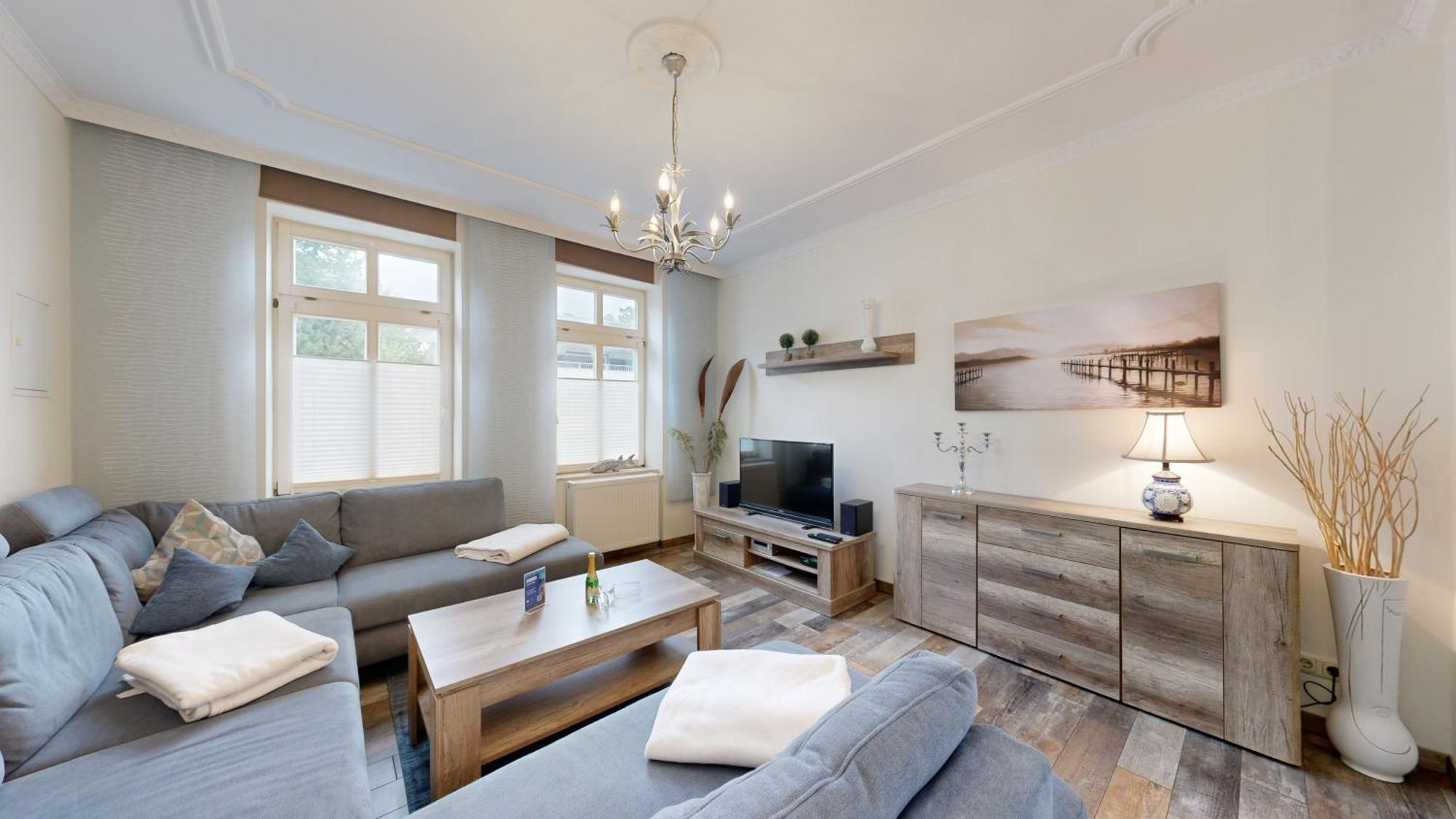 Strandnahe Fewo Mit Terrasse, Villa Vergissmeinnicht 01, Binz Esterno foto