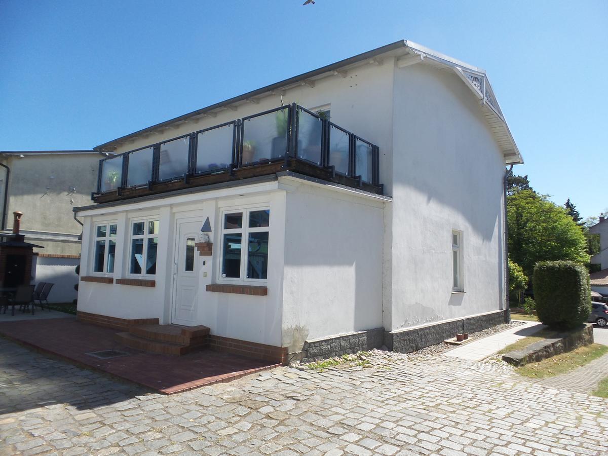 Strandnahe Fewo Mit Terrasse, Villa Vergissmeinnicht 01, Binz Esterno foto